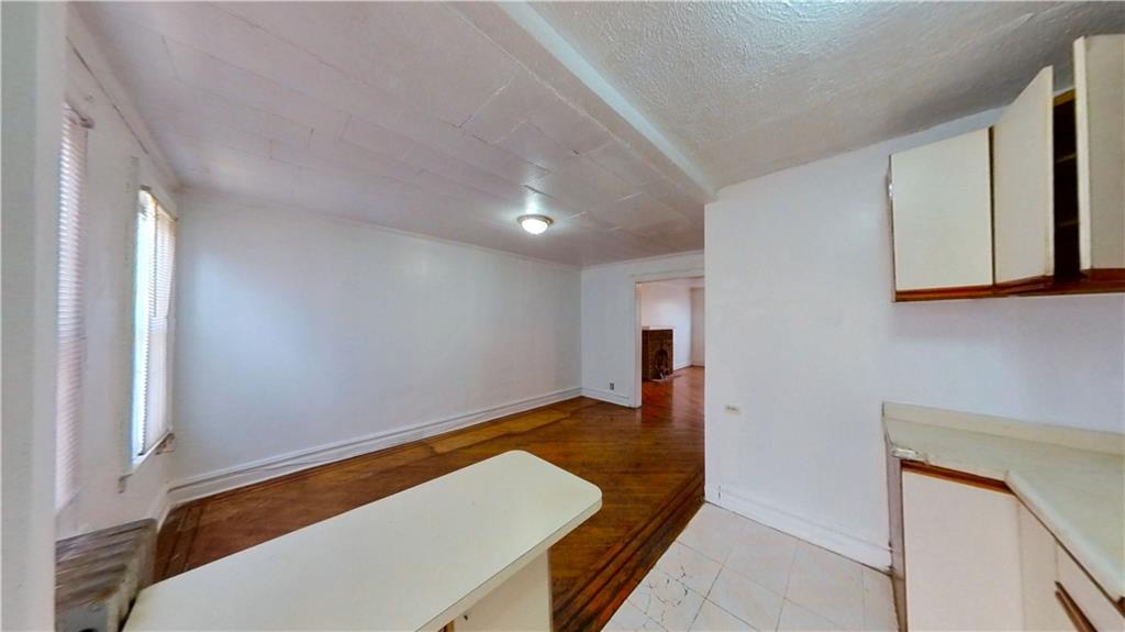 2552 East 19th Street Brooklyn, NY 11235 - Photo 11 of 34 a view of room with window