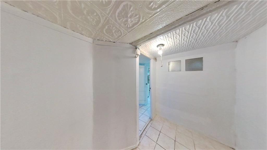 2552 East 19th Street Brooklyn, NY 11235 - Photo 24 of 34 a view of an empty room