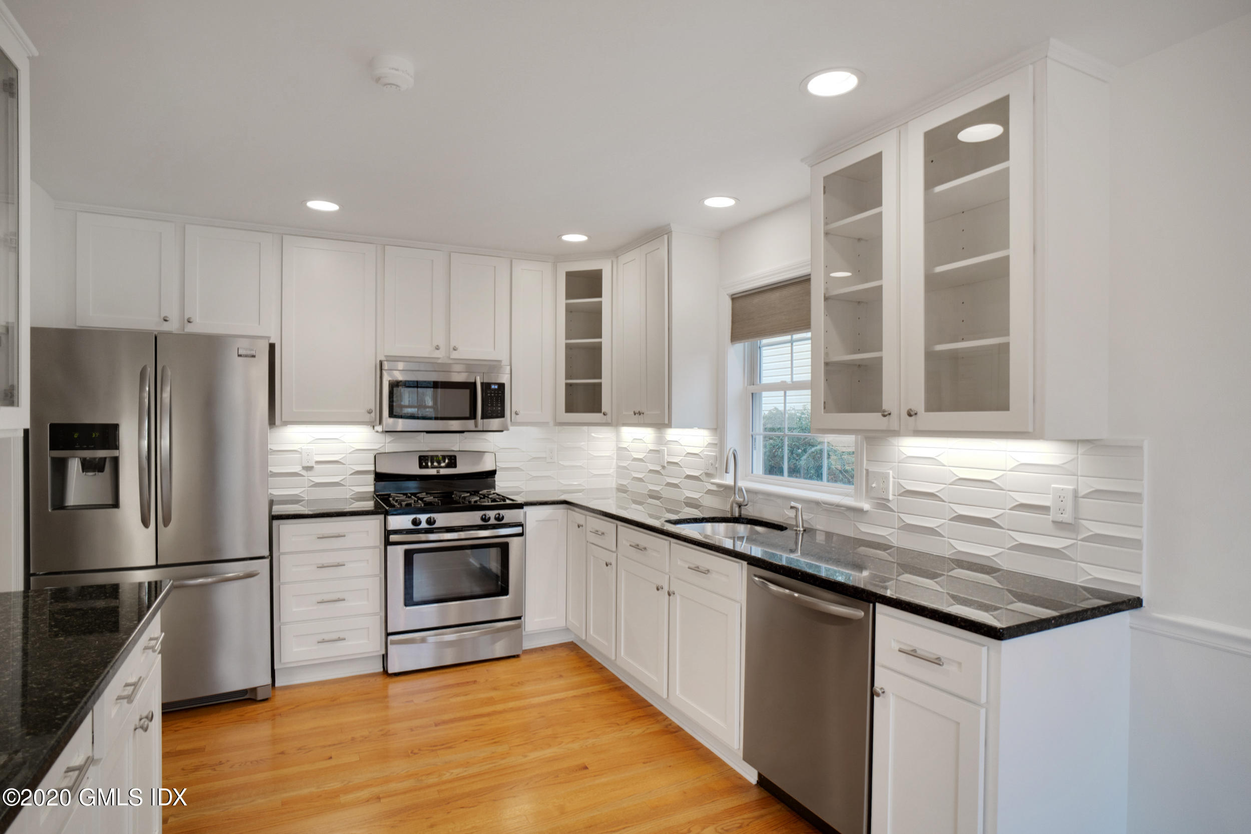 18 Rippowam Road, Unit 2B Cos Cob, CT 06807 - Photo 19 of 34 23