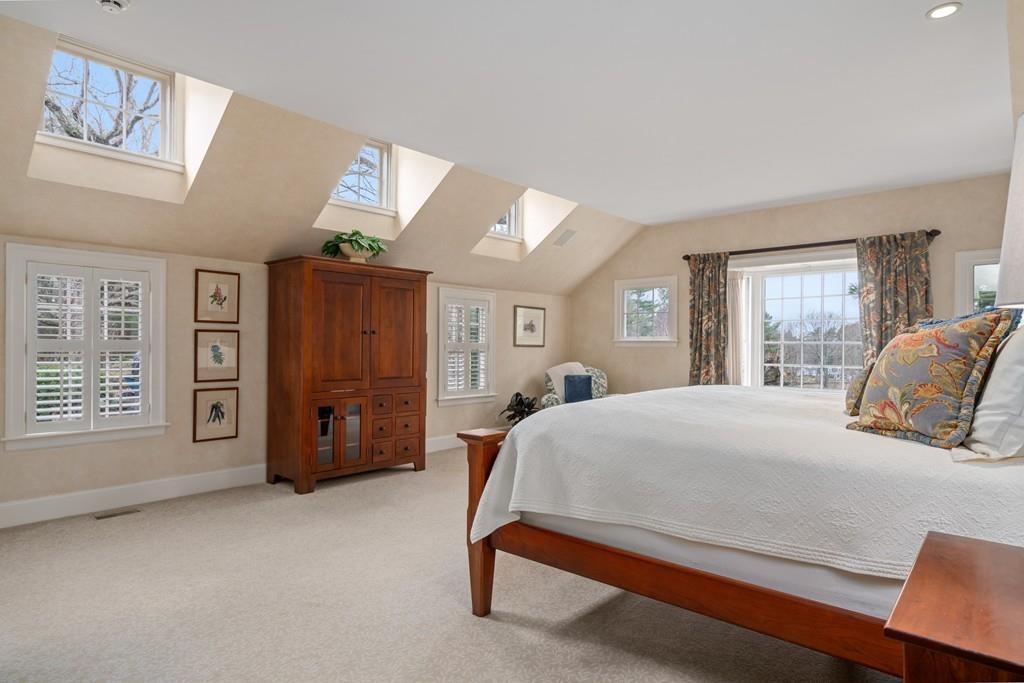 124 Farm Street Dover, MA 02030 - Photo 19 of 29