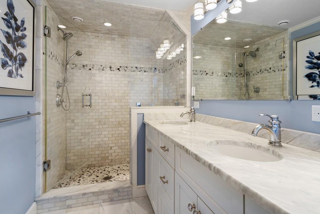 124 Farm Street Dover, MA 02030 - Photo 20 of 29