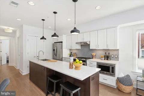 $569,000 | 3815 14th Street Northwest, Unit 3, Washington, DC 20011