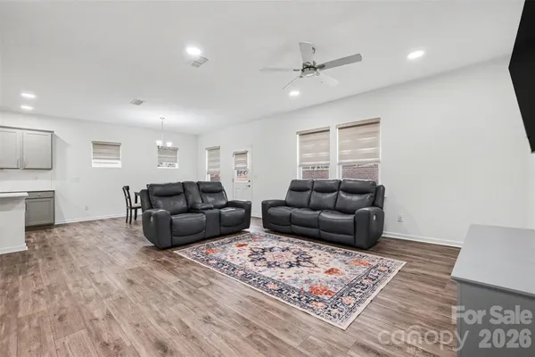 $630,000 | 11126 Glasden Road, Charlotte, NC 28278