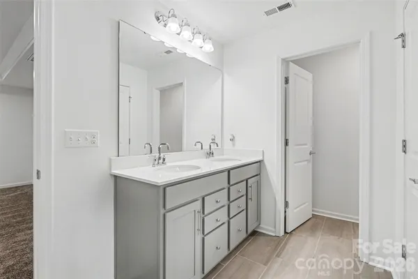 $630,000 | 11126 Glasden Road, Charlotte, NC 28278