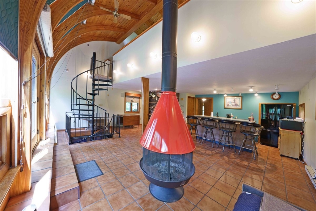 51 Pine Island Road Milford, MA 01757 - Photo 12 of 32 Gallery Image 12