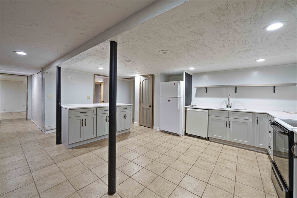 51 Pine Island Road Milford, MA 01757 - Photo 21 of 32 Gallery Image 21