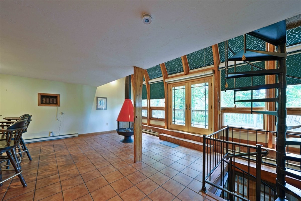 51 Pine Island Road Milford, MA 01757 - Photo 4 of 32 Gallery Image 4