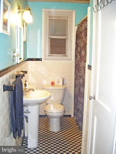 1807 Desoto Road Baltimore, MD 21230 - Photo 4 of 18 Bath #1
