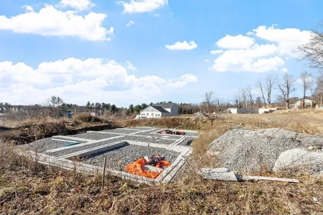 $299,000 | 23-25 Kimball Street, Lunenburg, MA 01462