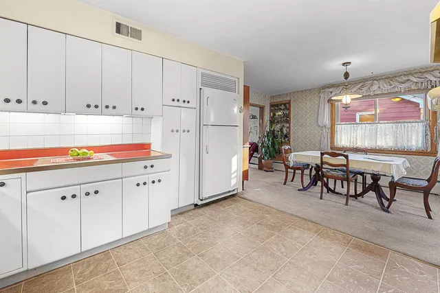 $715,000 | N10570 Howard Drive, Fox Lake, WI 53933