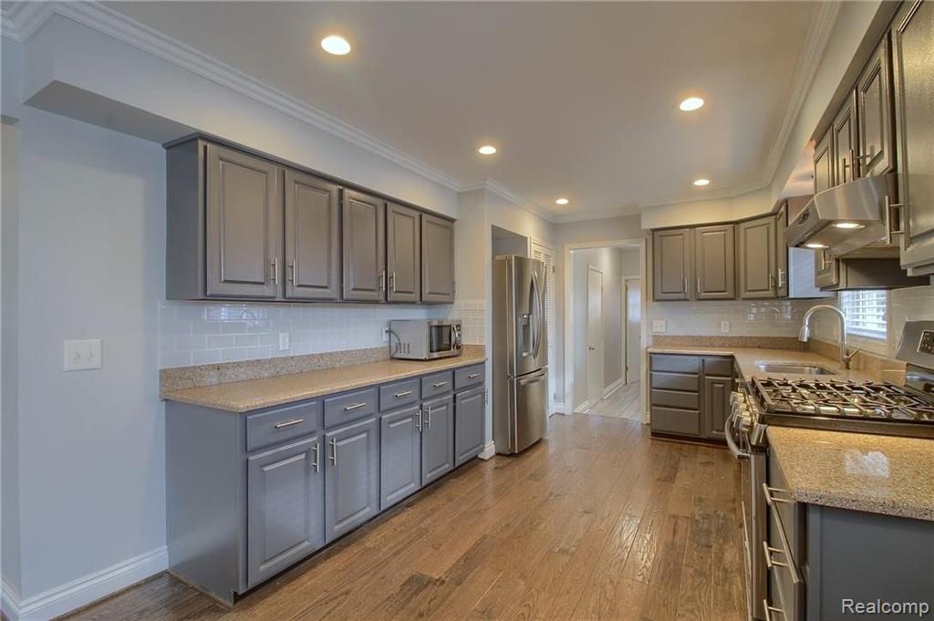 49758 Compass Point Drive Chesterfield, MI 48047 - Photo 21 of 31