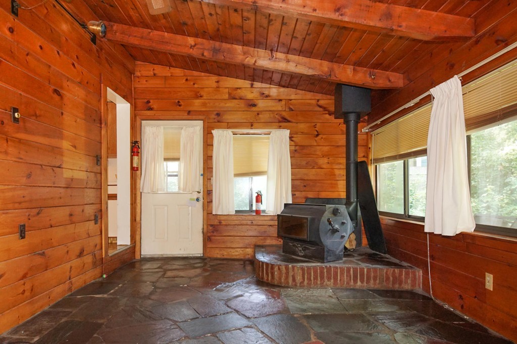 5 Inverness Road Winchester, MA 01890 - Photo 9 of 24 Gallery Image 9