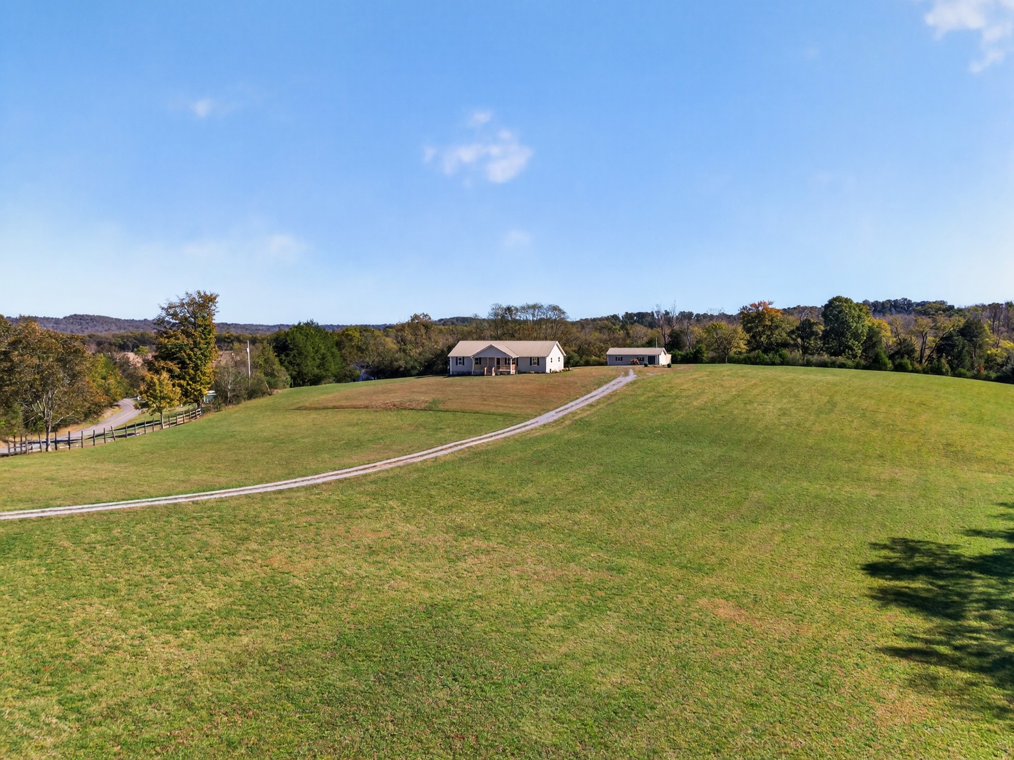 780 Champ Road Flintville, TN 37335 - Photo 36 of 45 a view of an ocean and beach