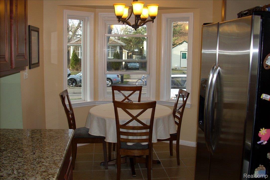 1229 Harvard Road Berkley, MI 48072 - Photo 3 of 18 Harvard 013