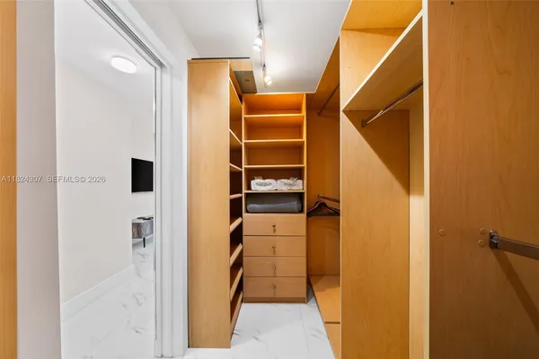 $17,000 | 17875 Collins Avenue, Unit 4102, Sunny Isles Beach, FL 33160