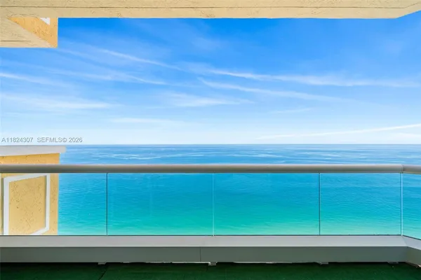 $17,000 | 17875 Collins Avenue, Unit 4102, Sunny Isles Beach, FL 33160