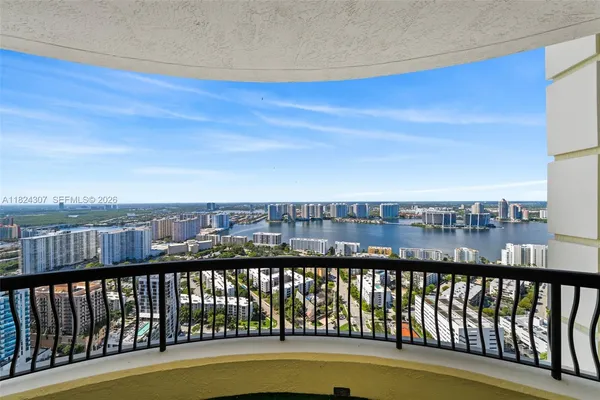 $17,000 | 17875 Collins Avenue, Unit 4102, Sunny Isles Beach, FL 33160
