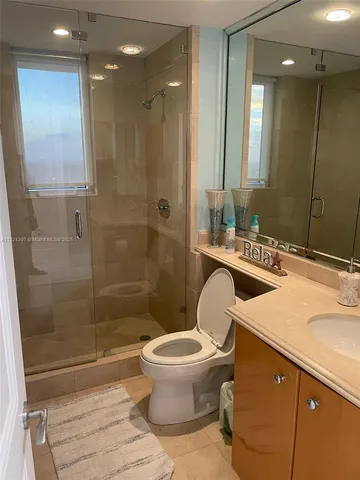 $16,000 | 17875 Collins Avenue, Unit 4102, Sunny Isles Beach, FL 33160