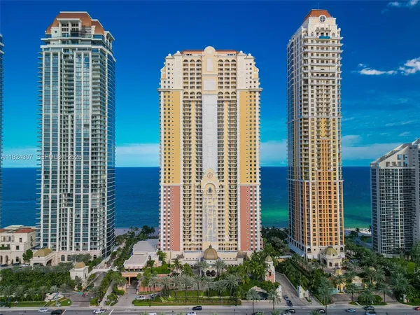 $17,000 | 17875 Collins Avenue, Unit 4102, Sunny Isles Beach, FL 33160