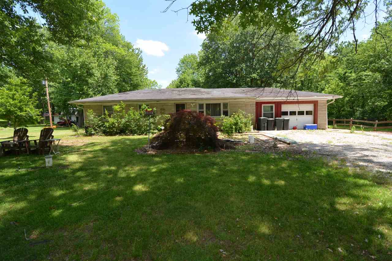 155 Roesner Road Evansville, IN 47712 - Photo 1 of 13 Gallery Image 1