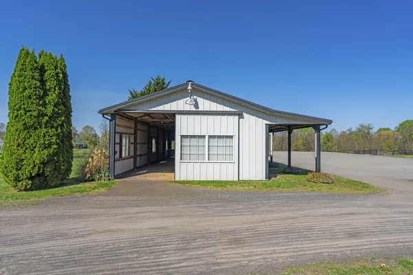 $1,290,000 | 9529 Sperryville Pike, Culpeper, VA 22701