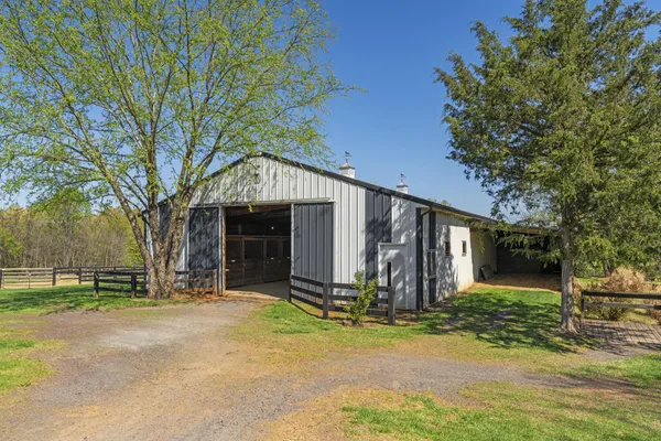 $1,290,000 | 9529 Sperryville Pike, Culpeper, VA 22701