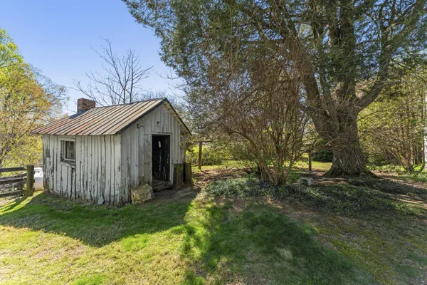 $1,290,000 | 9529 Sperryville Pike, Culpeper, VA 22701