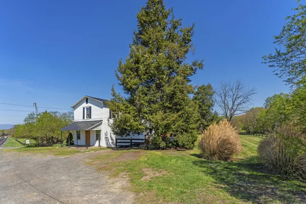 $1,290,000 | 9529 Sperryville Pike, Culpeper, VA 22701