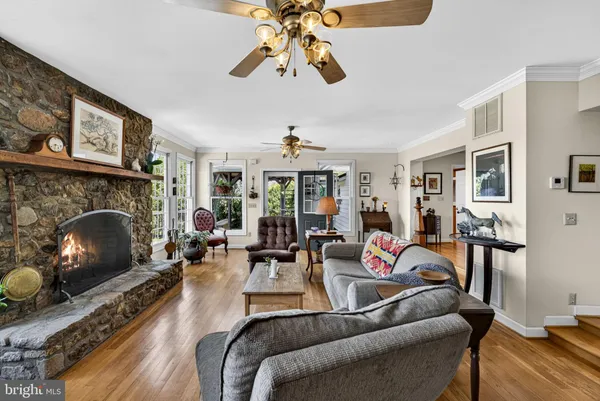 $1,290,000 | 9529 Sperryville Pike, Culpeper, VA 22701