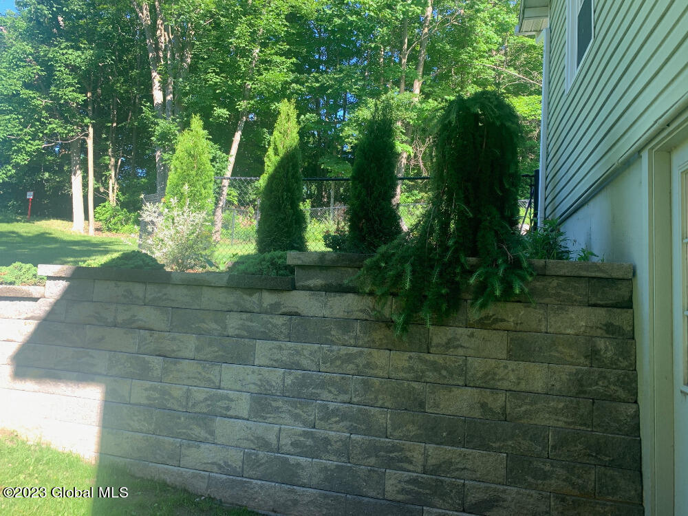 183 Quarry Street Cobleskill, NY 12043 - Photo 43 of 50 5