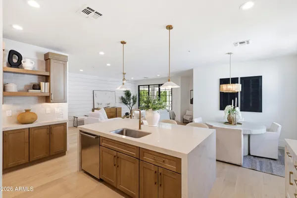 $1,989,000 | 1360 South Mulberry Street, Gilbert, AZ 85296