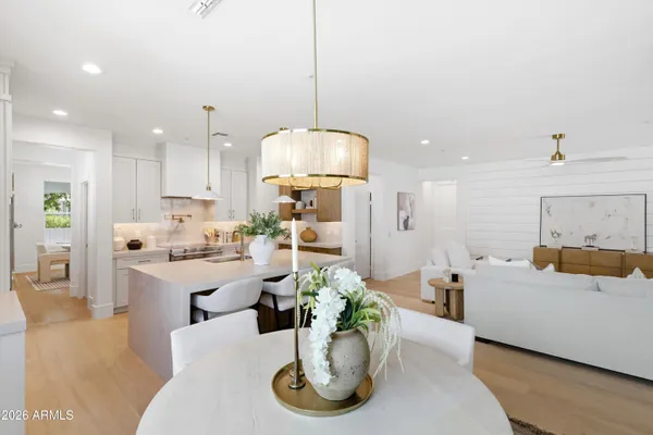 $1,989,000 | 1360 South Mulberry Street, Gilbert, AZ 85296