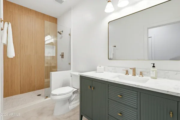 $1,989,000 | 1360 South Mulberry Street, Gilbert, AZ 85296