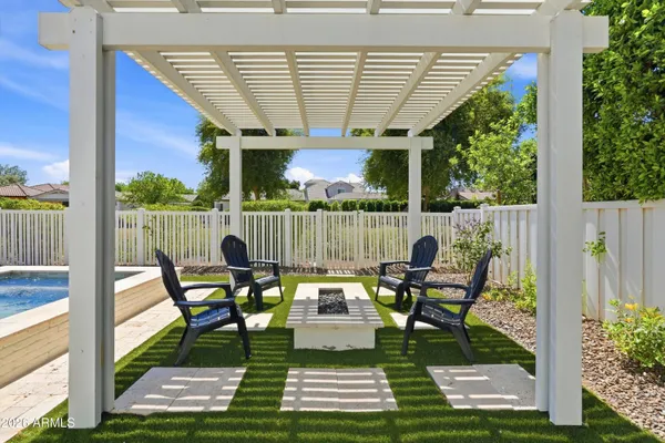 $1,989,000 | 1360 South Mulberry Street, Gilbert, AZ 85296