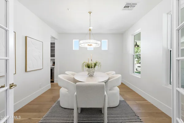 $1,989,000 | 1360 South Mulberry Street, Gilbert, AZ 85296