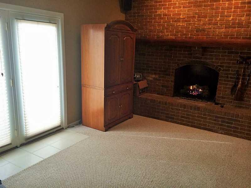 6951 Preble County Line Road Lewisburg, OH 45338 - Photo 6 of 18 Gallery Image 6
