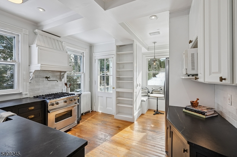 62 Mountain Avenue Summit, NJ 07901 - Photo 12 of 30