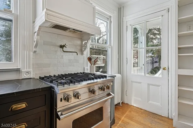 $1,295,000 | 62 Mountain Avenue, Summit, NJ 07901