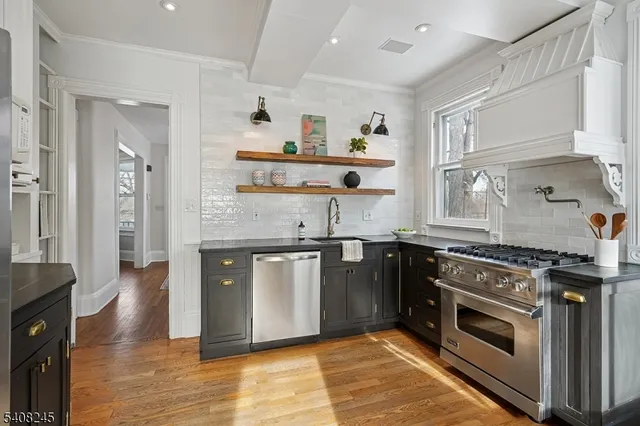 $1,295,000 | 62 Mountain Avenue, Summit, NJ 07901