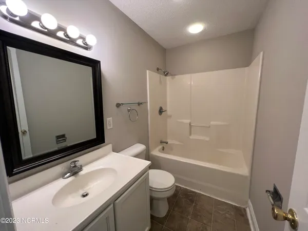 $2,400 | 118 Terrilynn Way, Elizabeth City, NC 27909