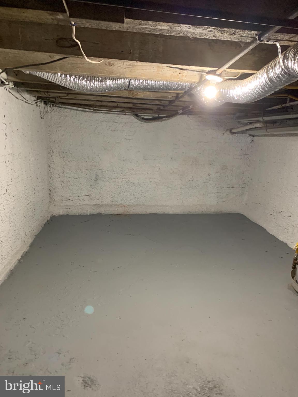 2708 Mathews Street Baltimore, MD 21218 - Photo 18 of 19