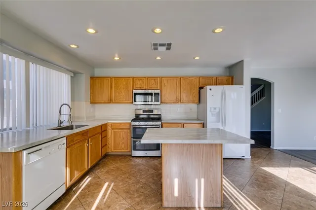 $2,300 | 7809 Calico Flower Avenue, Las Vegas, NV 89128