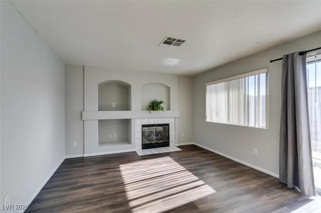 $2,300 | 7809 Calico Flower Avenue, Las Vegas, NV 89128