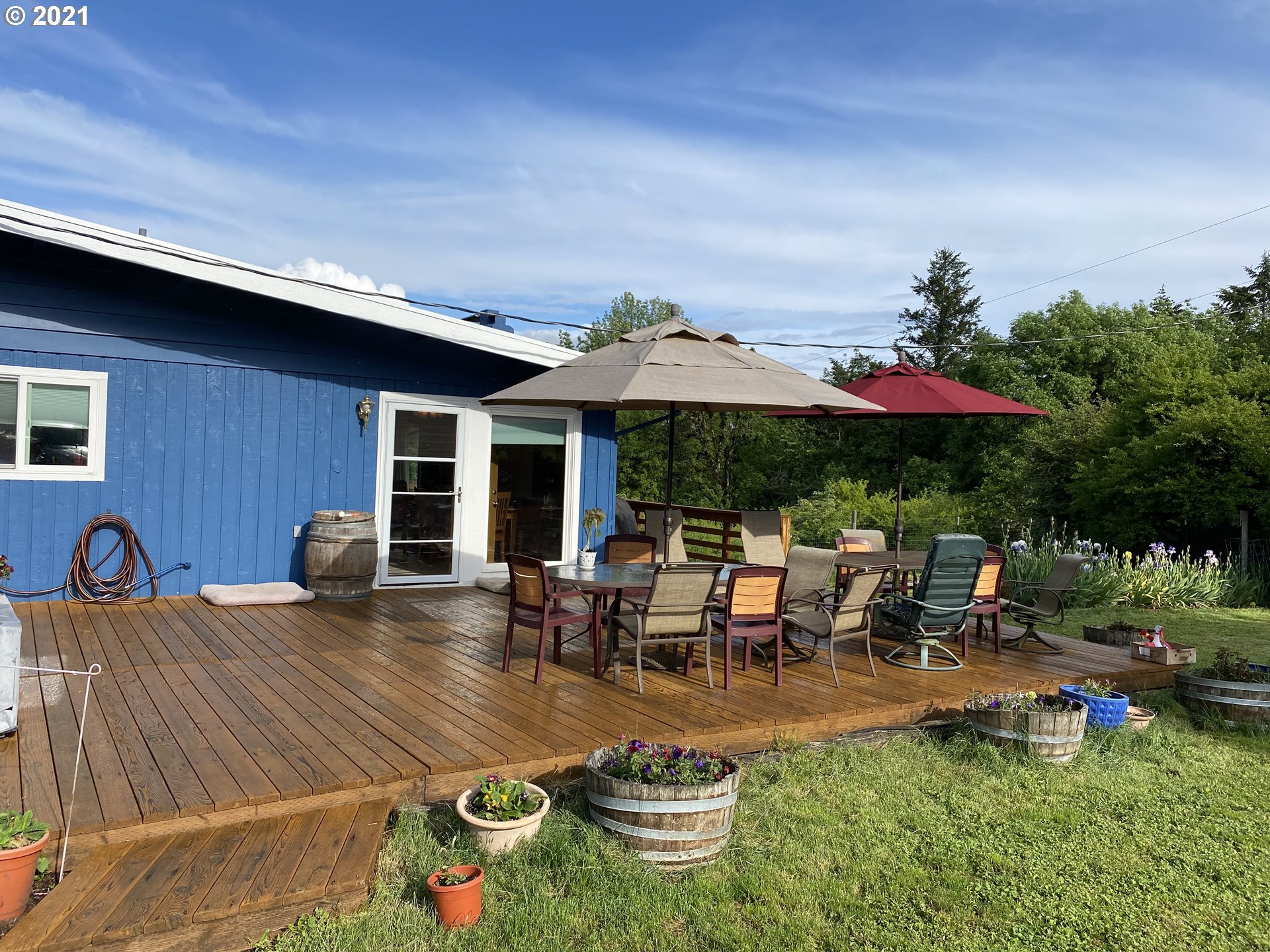 9179 Southwest Lee Road Gaston, OR 97119 - Photo 6 of 30 a swimming pool view with a seating space