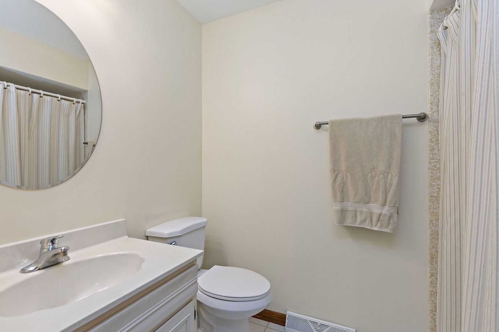 47 Lockman Circle Elgin, IL 60123 - Photo 12 of 24