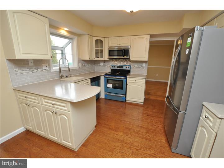 757 York Road Mount Laurel, NJ 08054 - Photo 4 of 25