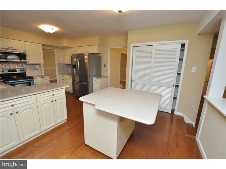 757 York Road Mount Laurel, NJ 08054 - Photo 6 of 25