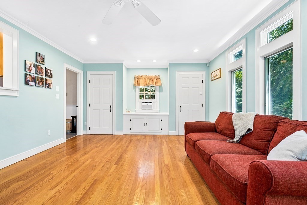 187 Hawthorn Road Braintree, MA 02184 - Photo 10 of 32 Gallery Image 10