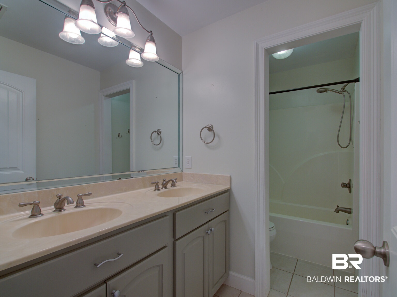 105 Raphael Semmes Drive West Daphne, AL 36527 - Photo 27 of 47 3rd Full Bath