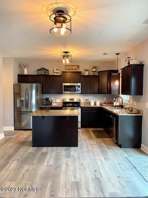 124 Backfield Place Jacksonville, NC 28540 - Photo 11 of 44 IMG_1412